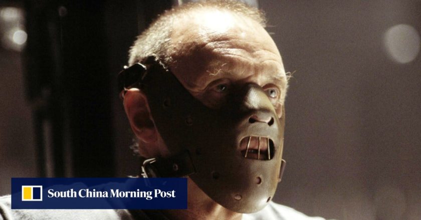 Trump mengangkat alis dengan pujian untuk kanibal Hannibal Lecter dalam pidato rapat umum yang bertele-tele: ‘Anda harus takut!’