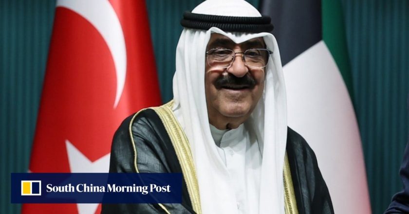 Kuwait menyetujui pemerintahan baru di tengah krisis politik